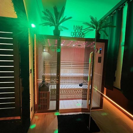 Aux Secrets De Lora, Chambre De Charme Vip Verviers Exteriör bild
