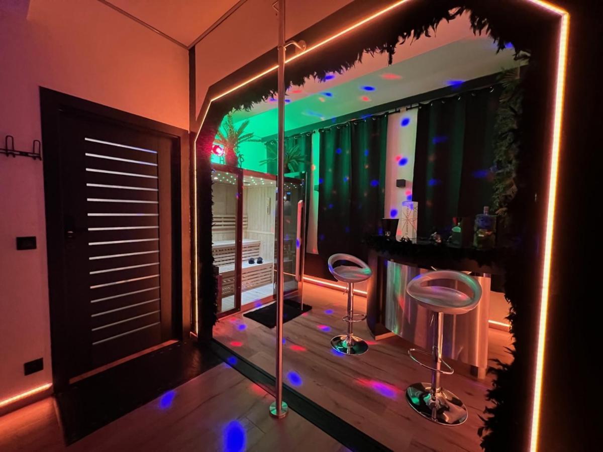 Aux Secrets De Lora, Chambre De Charme Vip Verviers Exteriör bild
