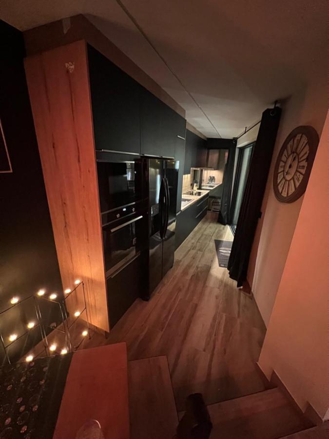 Aux Secrets De Lora, Chambre De Charme Vip Verviers Exteriör bild